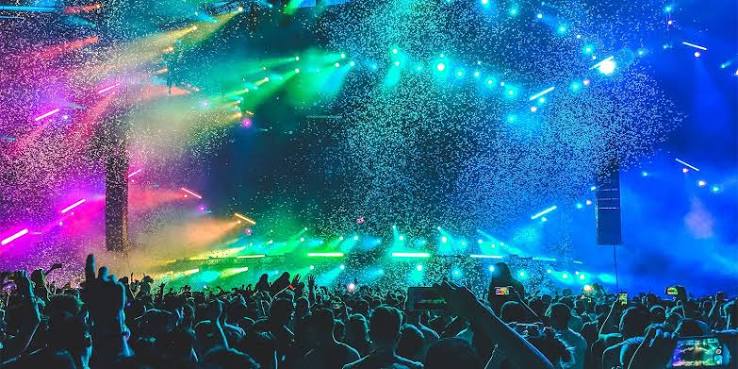 Concert & Festival Transportation in the Northwest | Travel Stress-Free with JBF Travel Northwest